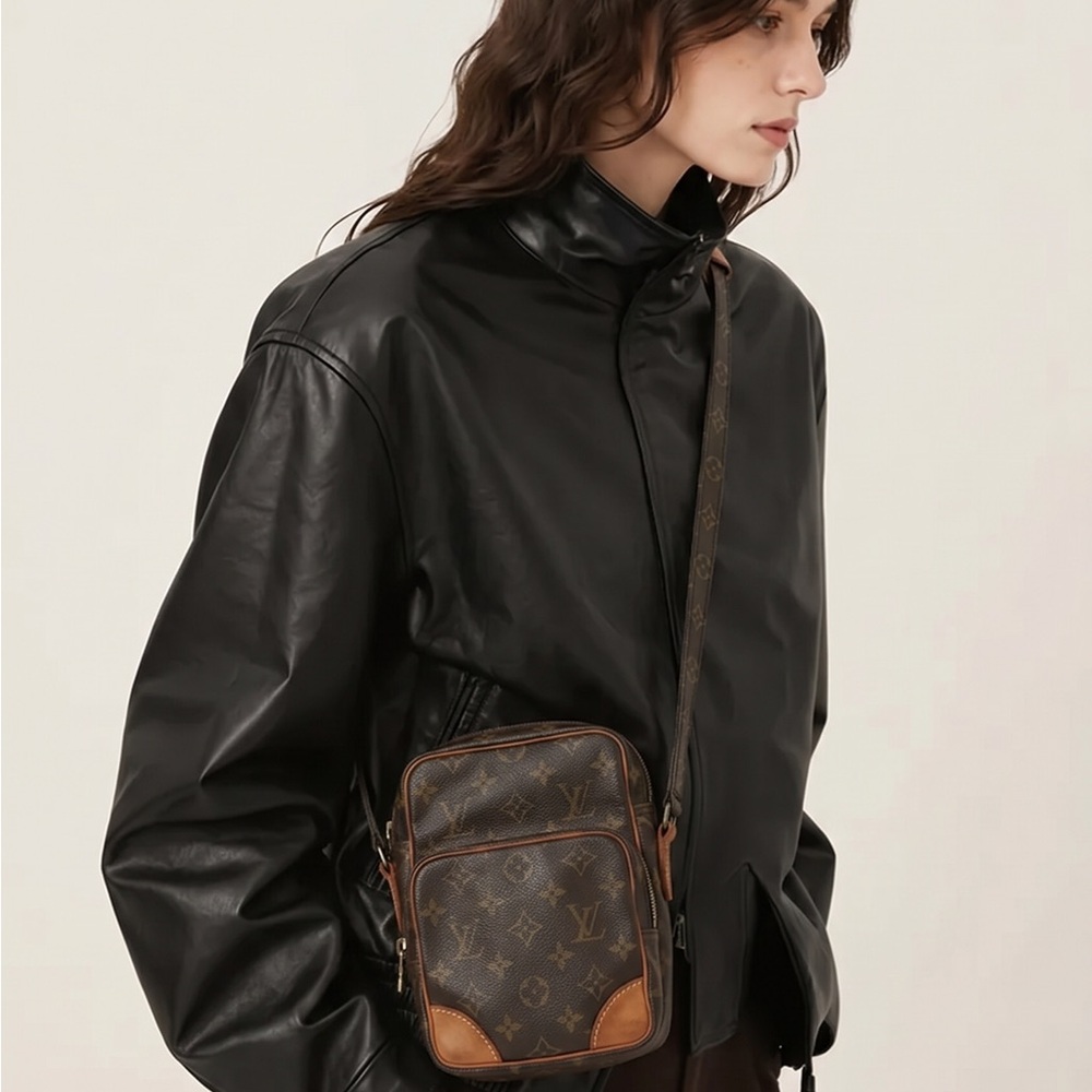 Pre-Love Louis Vuitton Monogram Crossbody Bag - Brown/Tan